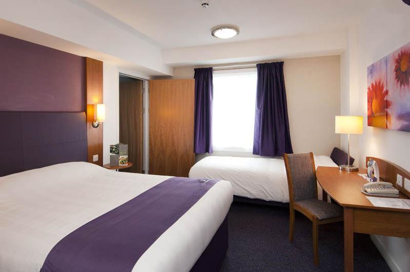 Premier Inn Dunstable / Luton المظهر الخارجي الصورة